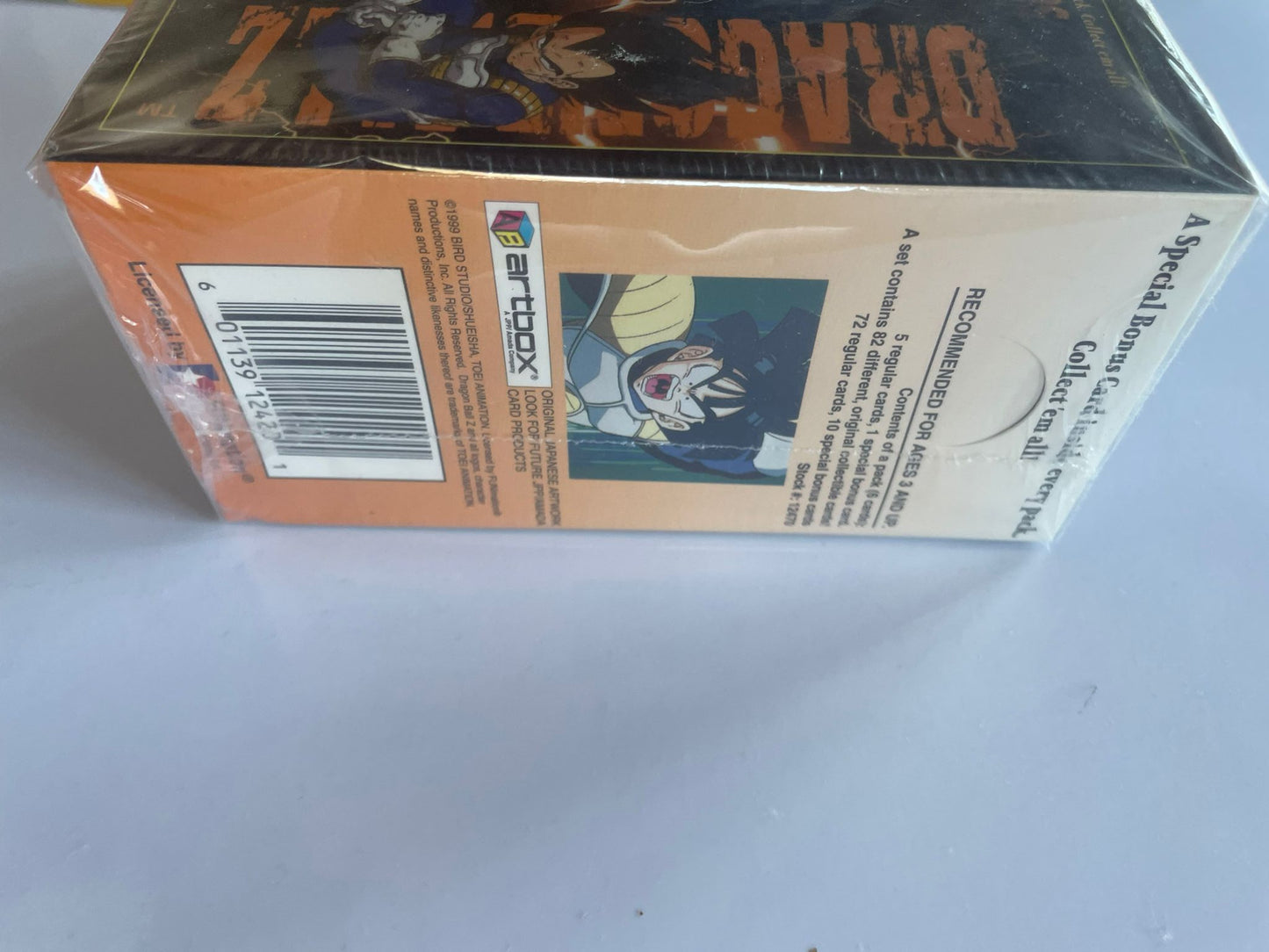 1999 Dragon Ball Z – Trading Cards – Boîte complète scellée 24 packs