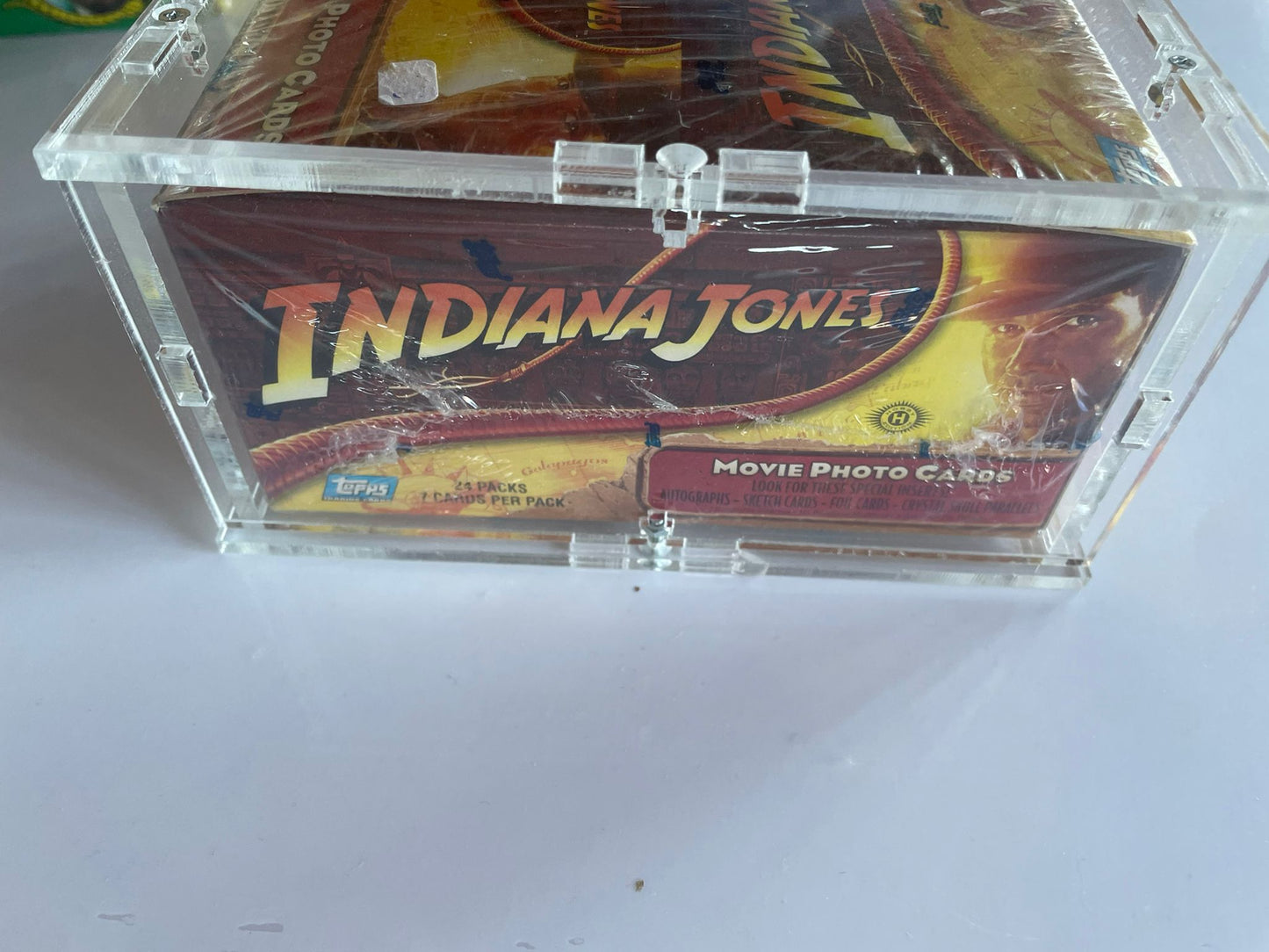 Sealed Box Indiana Jones Movie Photo Cards – Topps (2008) – 36 Packs + Bubble Gum